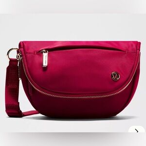 Lululemon All Night Festival Bag
Micro 2L